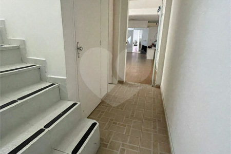 Sobrado à venda com 3 quartos, sendo 1 suíte, em Vila Mazzei, São Paulo, SP