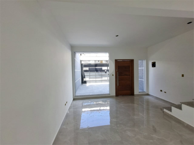 Sobrado à venda com 3 quartos, sendo 1 suíte,  em Tucuruvi, São Paulo, SP