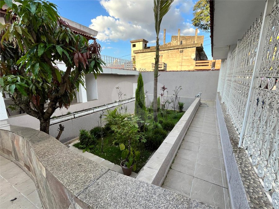 Sobrado à venda com 5 quartos, sendo 1 suíte, em Tucuruvi, São Paulo, SP