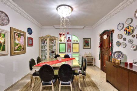 Casa à venda com 5 quartos, sendo 4 suítes, em Alto da Boa Vista, São Paulo, SP