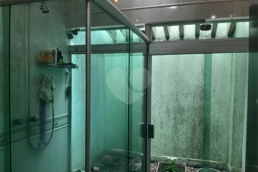 Sobrado à venda com 4 quartos, sendo 2 suítes, em Tremembé, São Paulo, SP
