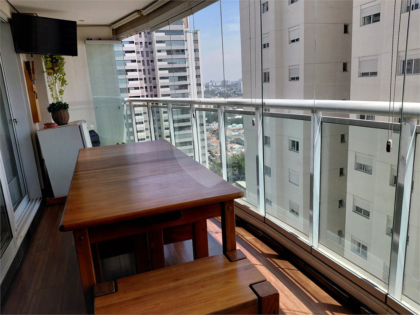 Apartamento para alugar com 4 quartos, sendo 3 suítes,  em Vila Leopoldina, São Paulo, SP