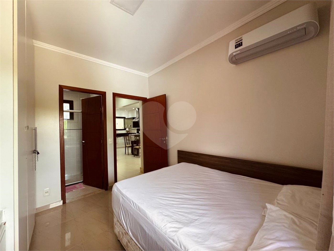 Apartamento para alugar com 1 suíte em Taperapuan, Porto Seguro, BA