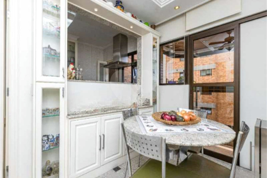 Apartamento à venda com 3 suítes em Santana, São Paulo, SP