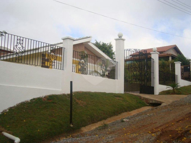 Casa em condomínio à venda com 4 quartos, sendo 3 suítes,  em Recreio Campo Verde, Ibiúna, SP