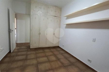 Casa à venda com 3 quartos, sendo 1 suíte, em Jardim Colombo, São Paulo, SP