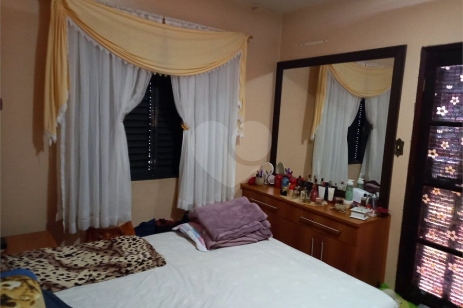 Sobrado à venda com 3 quartos em Santana, São Paulo, SP
