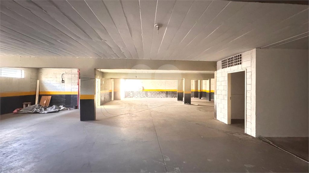 Prédio para alugar no Centro, Poá, SP