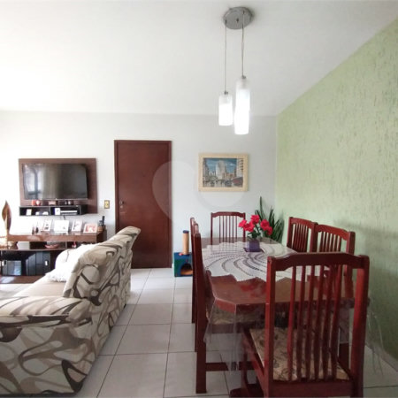 Apartamento à venda com 3 quartos, sendo 1 suíte, em Vila Dom Pedro I, São Paulo, SP