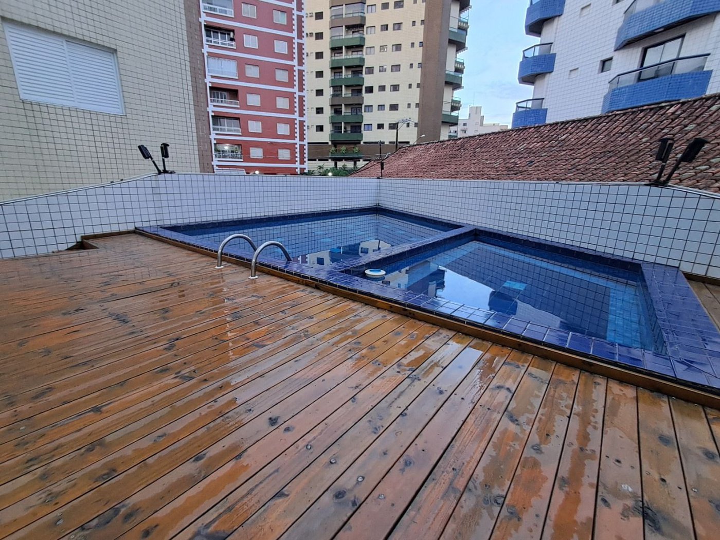 Apartamento com 2 dormitórios à venda, 105 m² por R$ 650.000,00 - Tupi - Praia Grande/SP