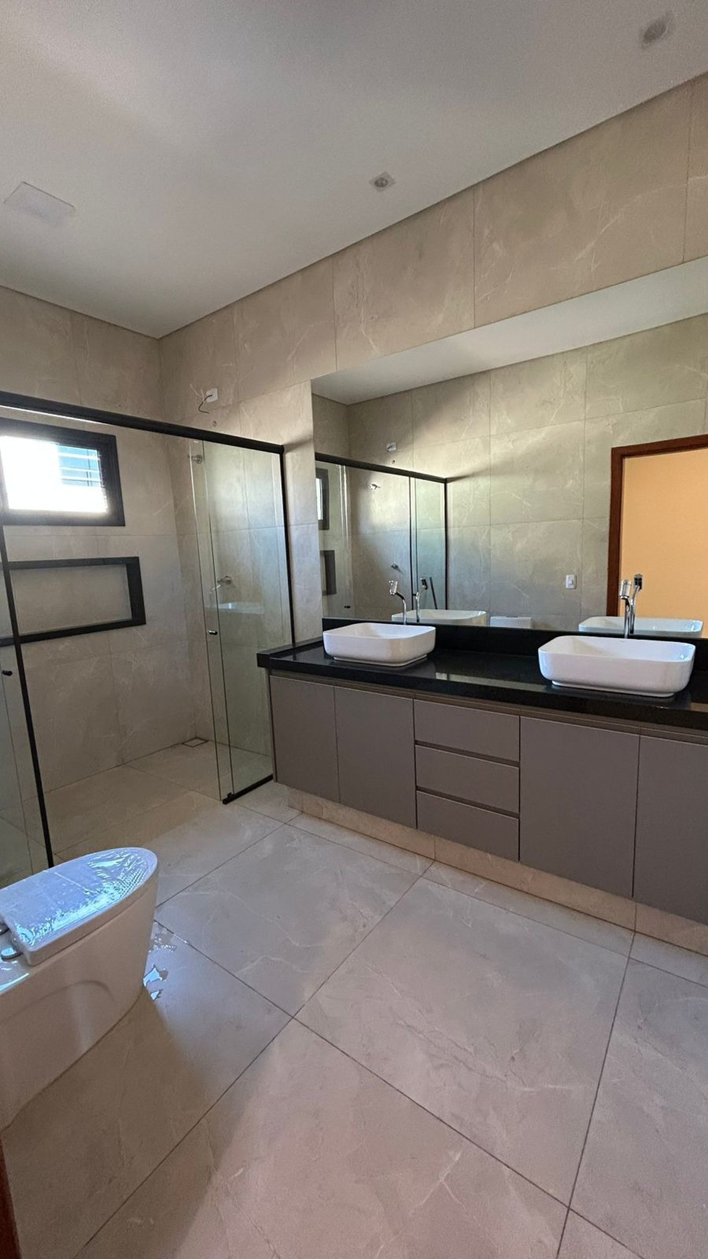 Casa à venda com 3 suítes em Três Lagoas, MS