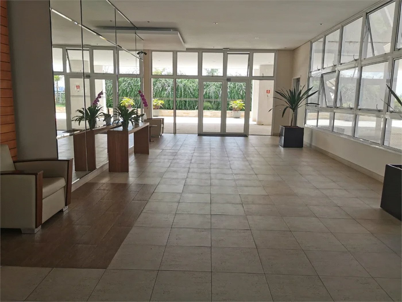 Apartamento à venda com 3 suítes em Jardim Monte Kemel, São Paulo, SP