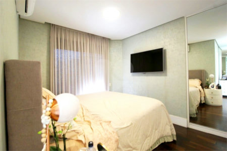 Apartamento à venda com 3 quartos, sendo 1 suíte, em Indianópolis, São Paulo, SP