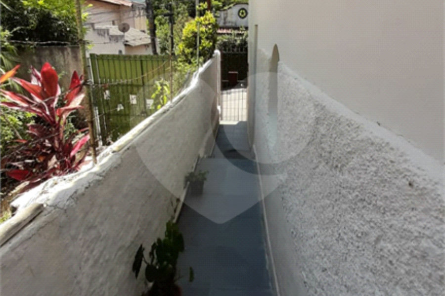 Sobrado à venda com 2 quartos em Horto, São Paulo, SP