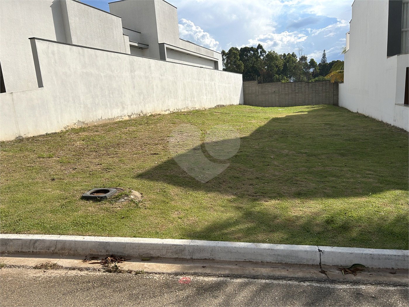 Terreno à venda em Loteamento Residencial Villágio Di Capri, Votorantim, SP