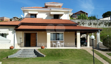 Casa à venda com 3 quartos, sendo 1 suíte,  no condomínio Jardim do Ribeirão 1, Itupeva - SP