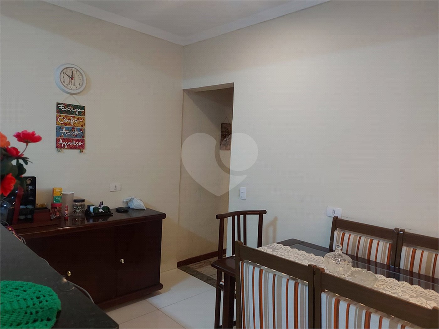 Sobrado à venda com 4 quartos, sendo 1 suíte,  em Vila Gustavo, São Paulo, SP