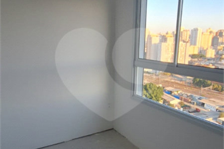 Apartamento à venda com 3 quartos, sendo 1 suíte, em Barra Funda, São Paulo, SP