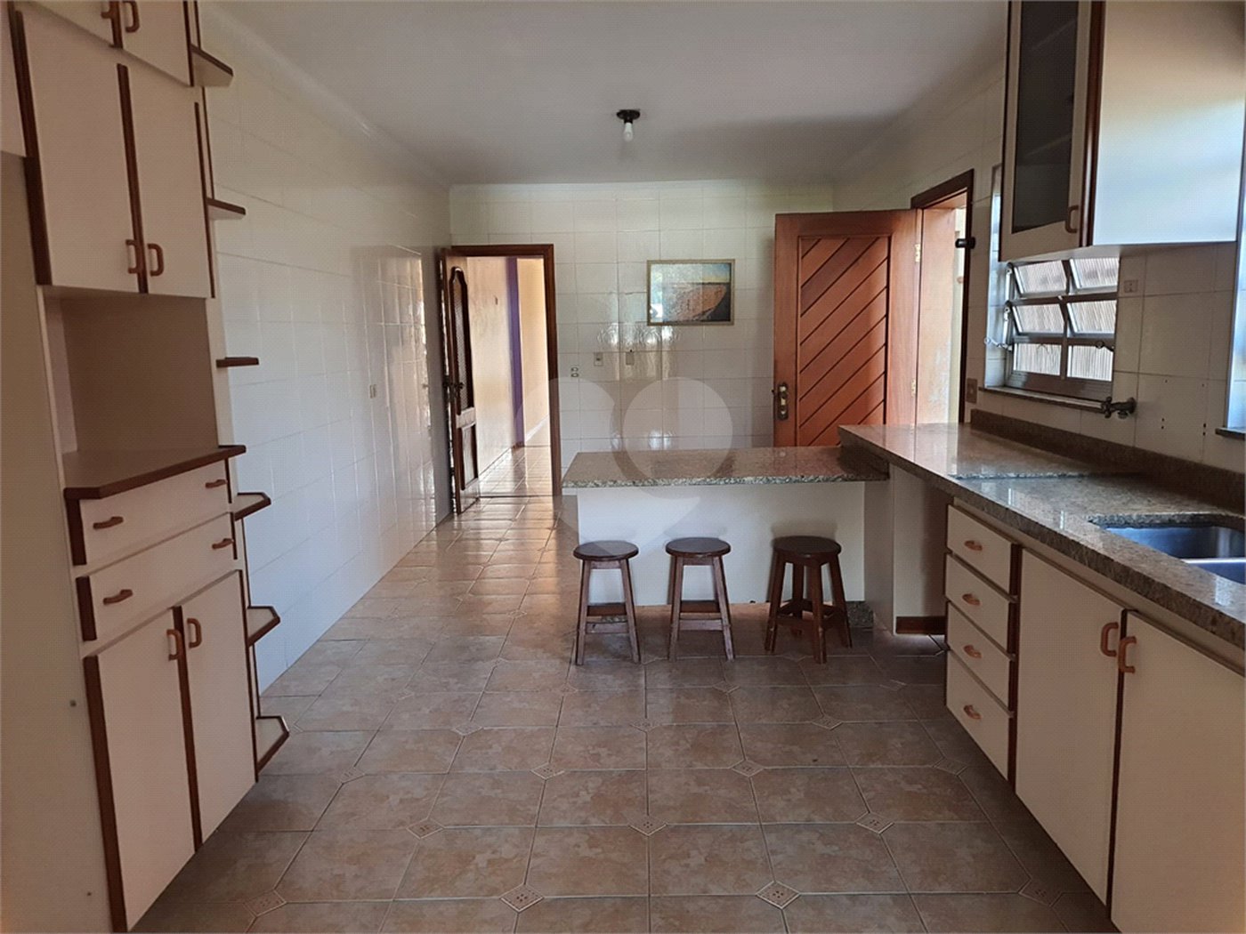 Sobrado à venda com 4 quartos, sendo 1 suíte, em Vila Pereira Barreto, São Paulo, SP