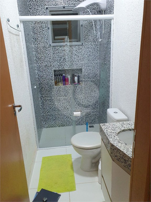 Casa à venda com 2 suítes no condomínio Residencial Bonanza I, Bom Jesus dos Perdões - SP