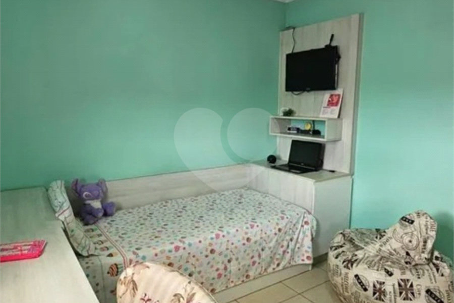 Sobrado à venda com 3 quartos, sendo 1 suíte, em Vila Pereira Barreto, São Paulo, SP