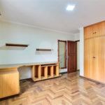 Sobrado à venda com 4 quartos, sendo 1 suíte, em Interlagos, São Paulo, SP