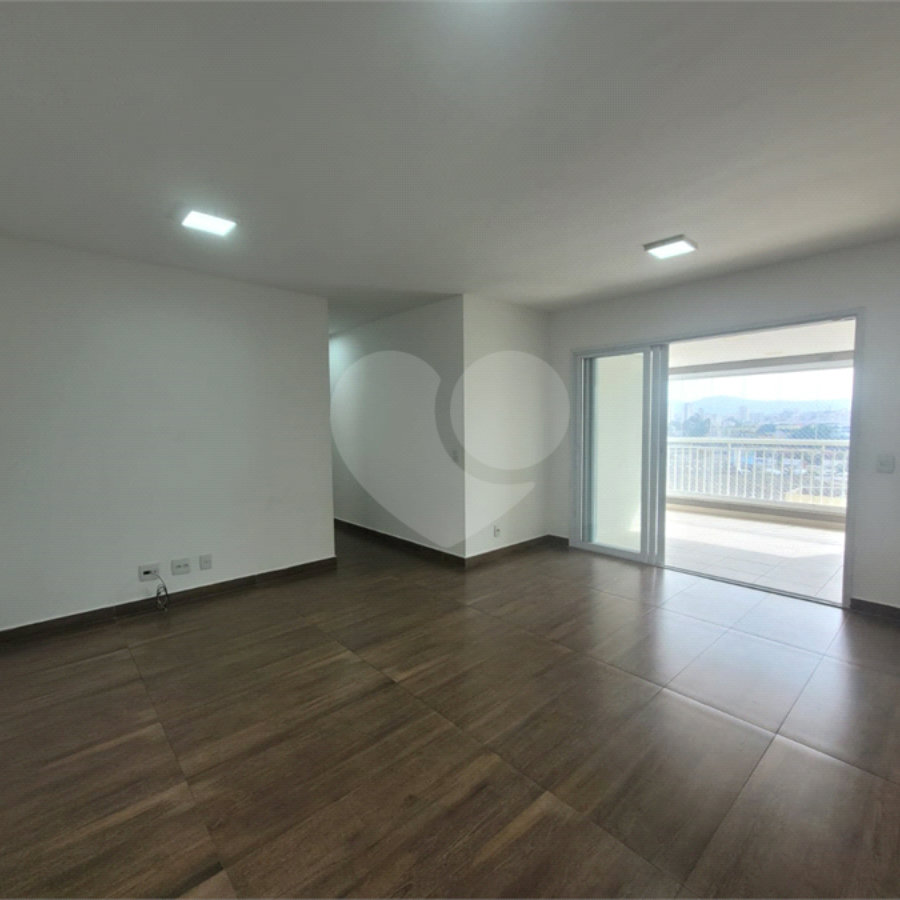 Apartamento à venda com 3 quartos, sendo 1 suíte, em Barra Funda, São Paulo, SP