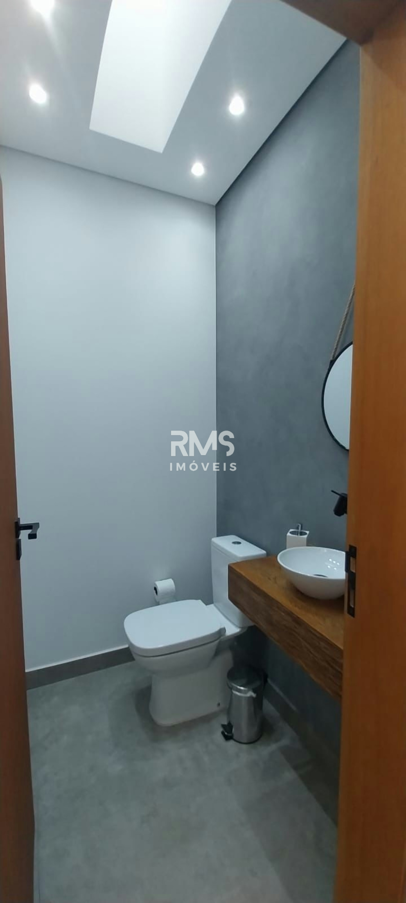 Casa à venda com 3 suítes no condomínio Residencial Saint Paul, Itu - SP