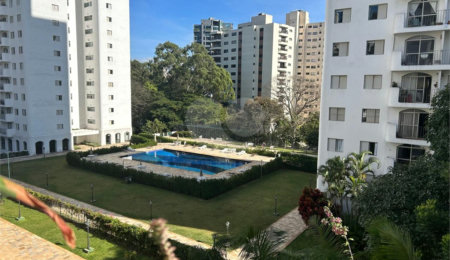 Apartamento à venda com 3 quartos em Vila Suzana, São Paulo, SP