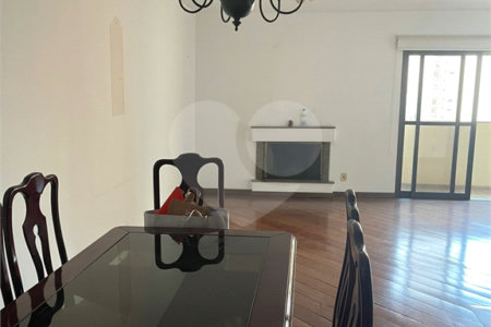 Apartamento à venda com 4 suítes em Vila Uberabinha, São Paulo, SP
