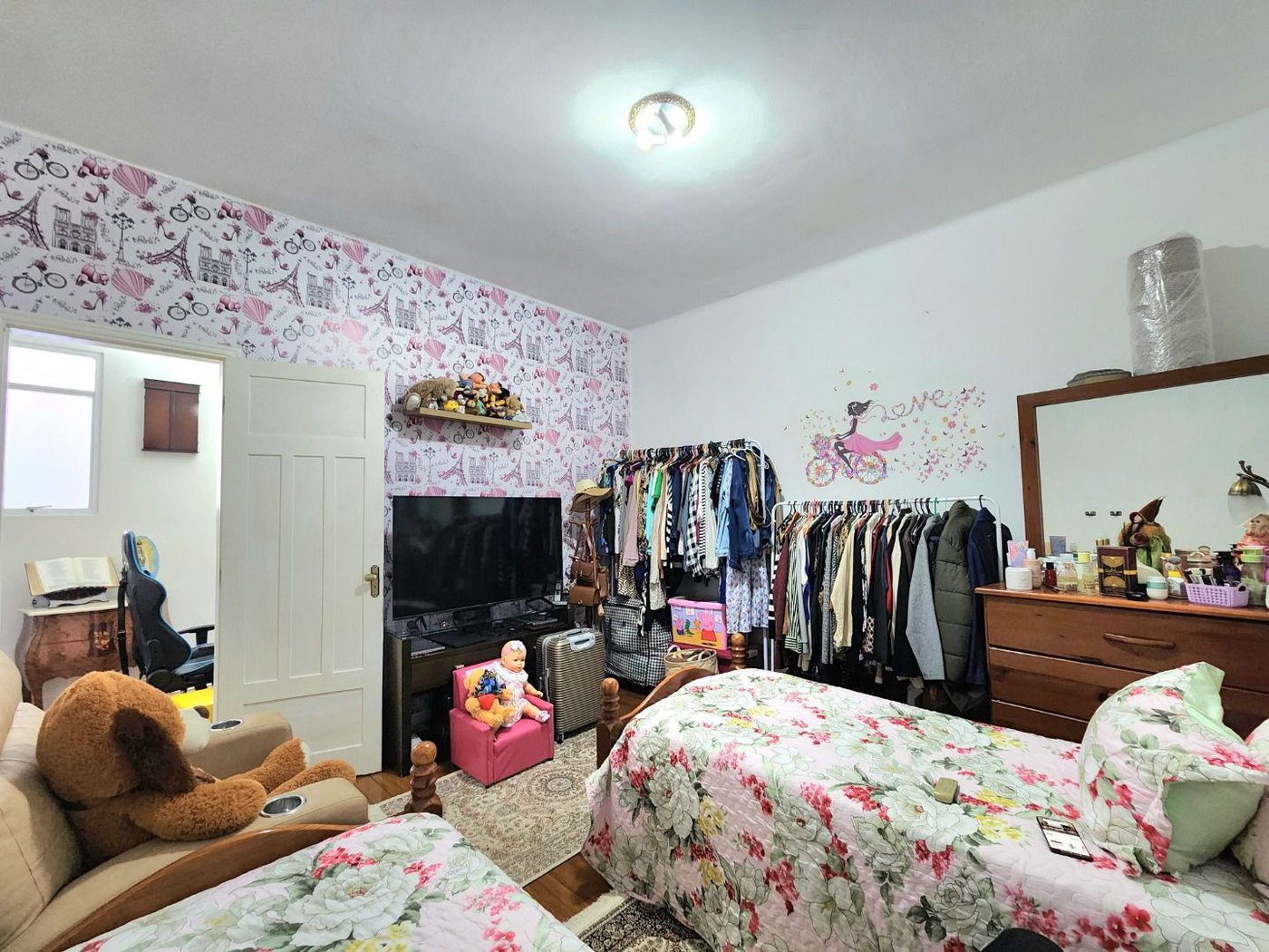 Casa próximo da praia com 3 dormitórios à venda, 128 m² por R$ 1.300.000 - Pompéia - Santos/SP