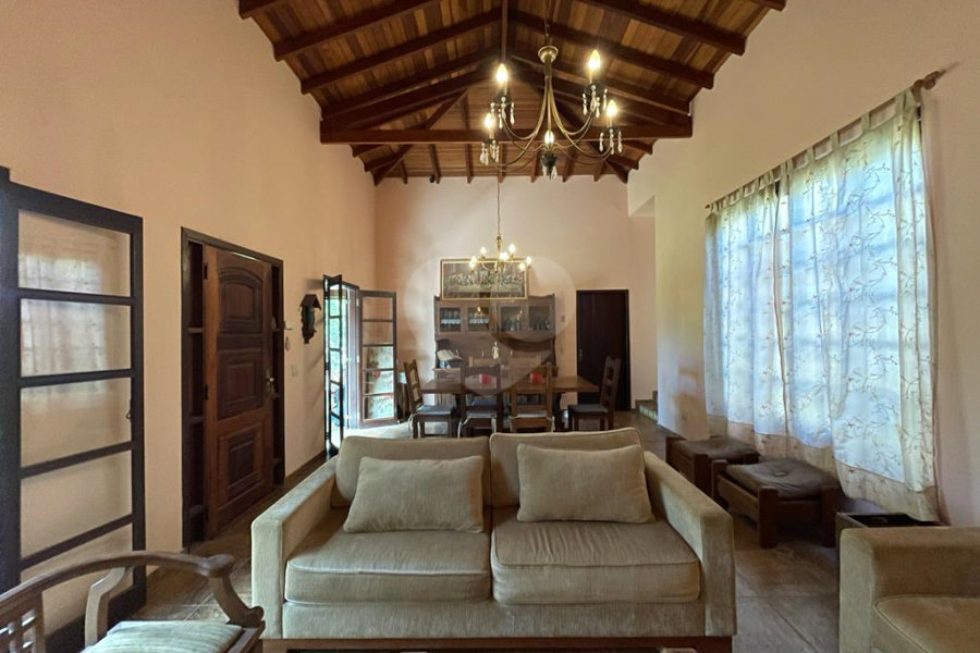 Casa à venda com 4 suítes no condomínio Alpes de Mairiporã, Mairiporã - SP