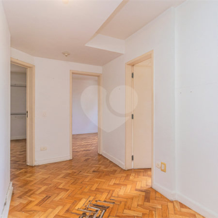 Apartamento à venda com 3 quartos, sendo 1 suíte, em Campo Belo, São Paulo, SP