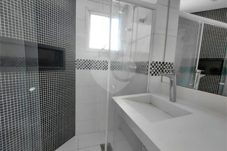 Apartamento à venda com 3 quartos, sendo 1 suíte, em Vila Romana, São Paulo, SP