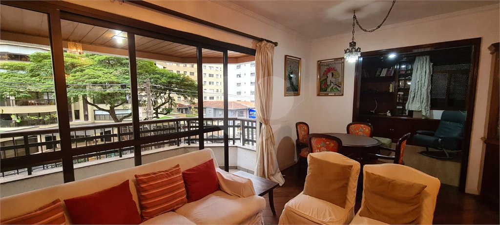 Apartamento à venda com 3 quartos, sendo 1 suíte,  em Indianópolis, São Paulo, SP