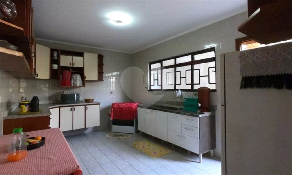 Casa à venda com 3 suítes em Jardim Namba, São Paulo, SP