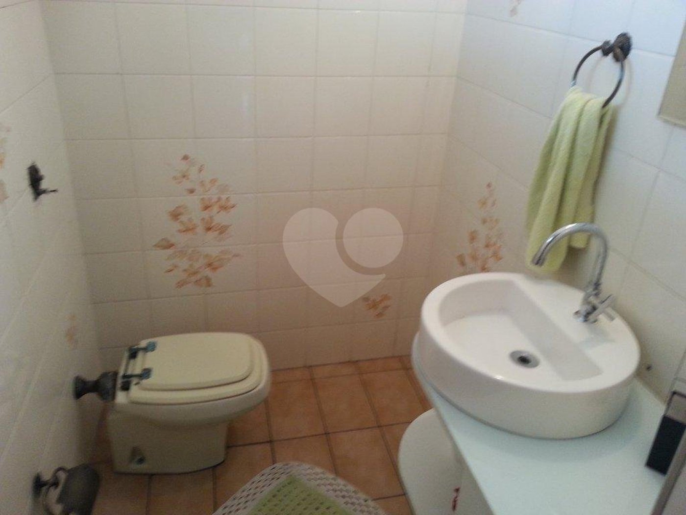 Sobrado à venda com 3 quartos, sendo 1 suíte, em Vila Galvão, Guarulhos, SP