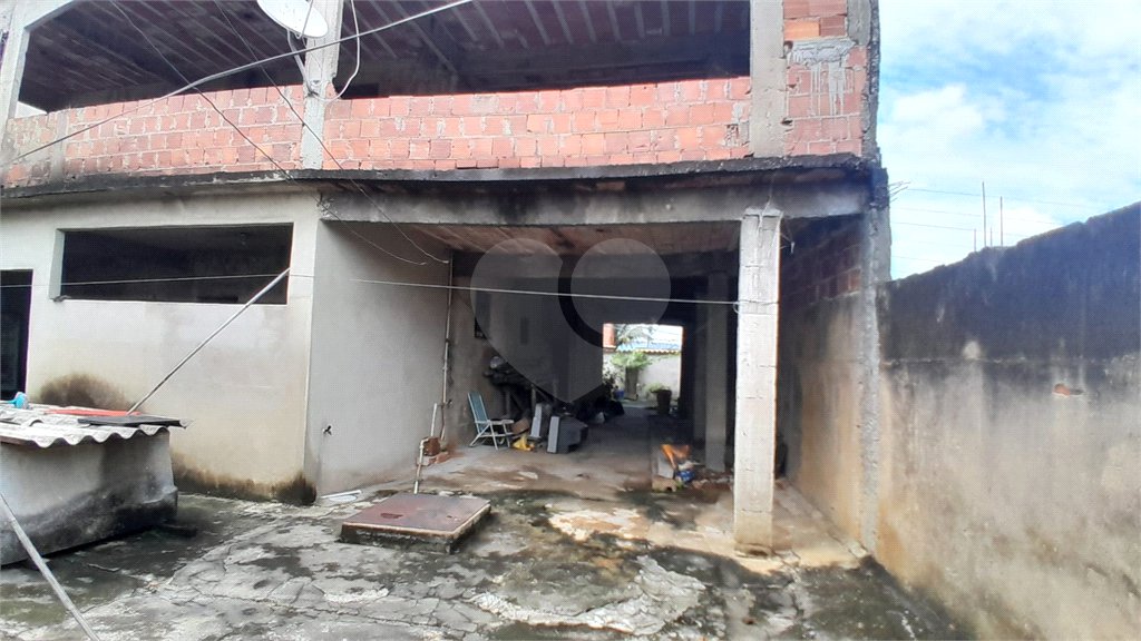 Casa à venda com 2 quartos em Campo Grande, Rio de Janeiro, RJ