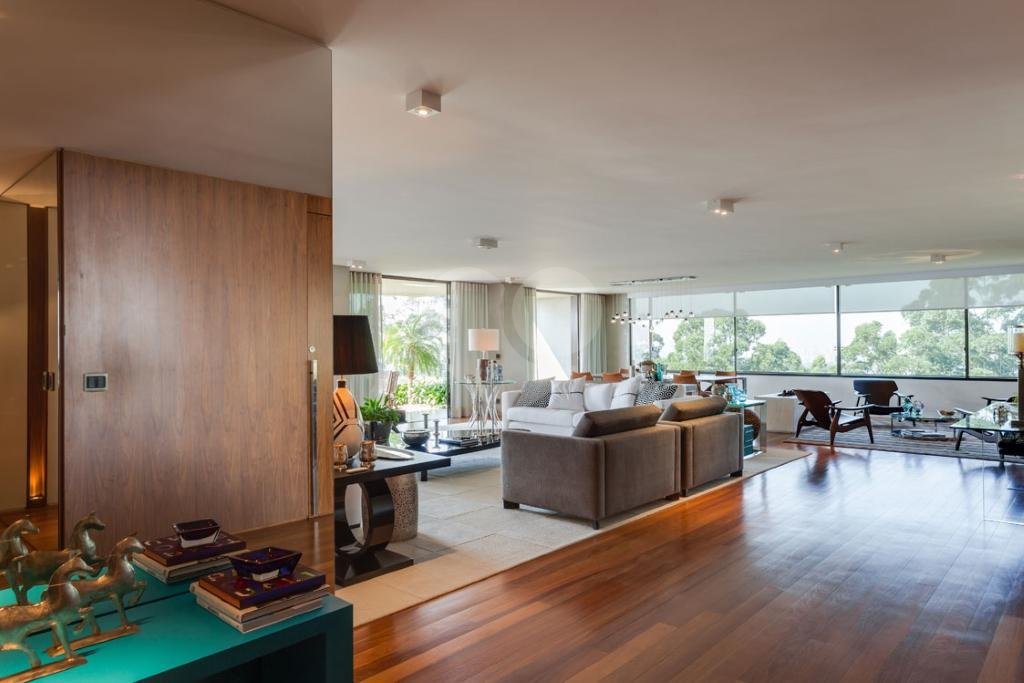 Apartamento à venda com 4 suítes em Morumbi, São Paulo, SP