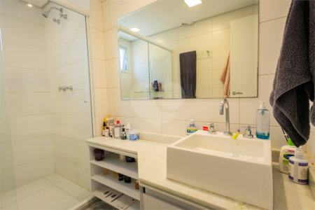 Apartamento à venda com 2 quartos, sendo 1 suíte, em Pinheiros, São Paulo, SP