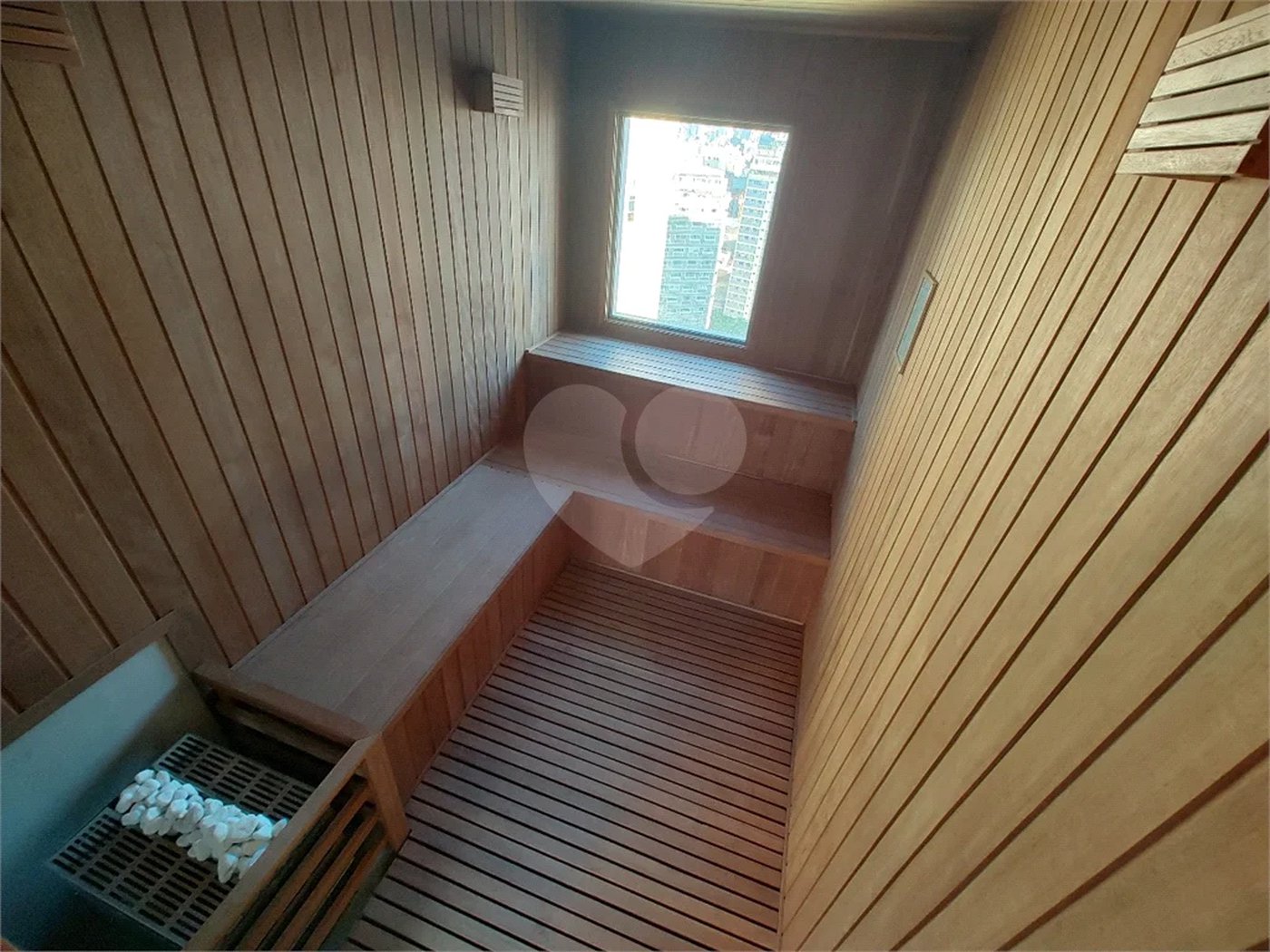 Studio Mobiliado na República – 22m² com Varanda