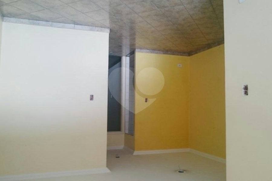 Apartamento de 70m2 no Mandqui de 3 dormitórios, sala com sacada e 2 vagas garagem