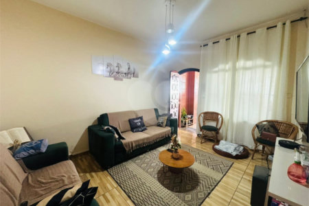 Casa com 2 quartos e 1 vaga de garagem no Vila Moreira