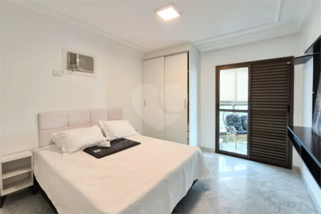 Cobertura sofisticada no Jardim do Mar, em São Bernardo do Campo, com 4 dormitórios, closet, hidromassagem, varanda, 5 vagas de garagem e lazer completo. Ideal para quem busca conforto e exclusividade.
