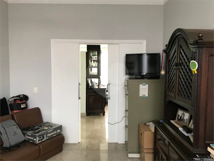 SOBRADO ALTO PADRÂO COND.PARQUE SABARA