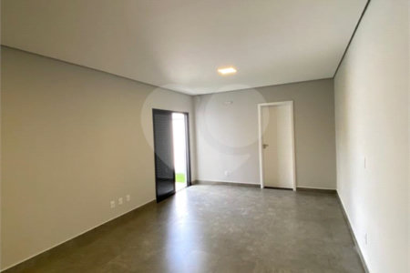 Casa à venda com 2 quartos, sendo 1 suíte, no condomínio Residencial Villagio Wanel, Sorocaba - SP