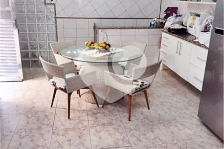 Sobrado à venda com 2 quartos em Parada Inglesa, São Paulo, SP