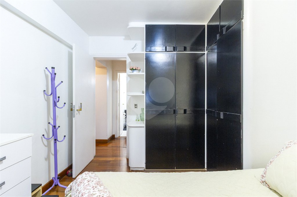 Apartamento à venda com 4 quartos, sendo 1 suíte, em Indianópolis, São Paulo, SP