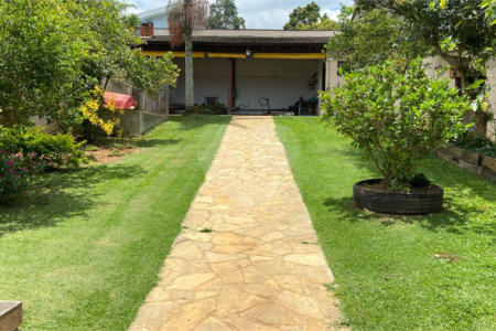 Sobrado à venda com 3 quartos, sendo 1 suíte,  em Vila Suissa, Mogi das Cruzes, SP