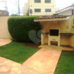 Casa à venda com 3 quartos, sendo 1 suíte, no condomínio Vila das Macieiras, São Paulo - SP